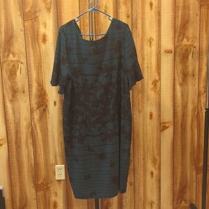 Danny and Nicole Green Black Floral stripe Shift Dress 18W